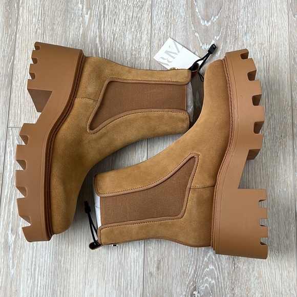 Zara Split Leather Lug Soled Ankle Boots - Picture 8 of 10